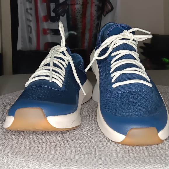 OLUKAI Kaholo Breathable Athletic Shoes Size US 7 Moonlit Blue - Picture 2 of 7